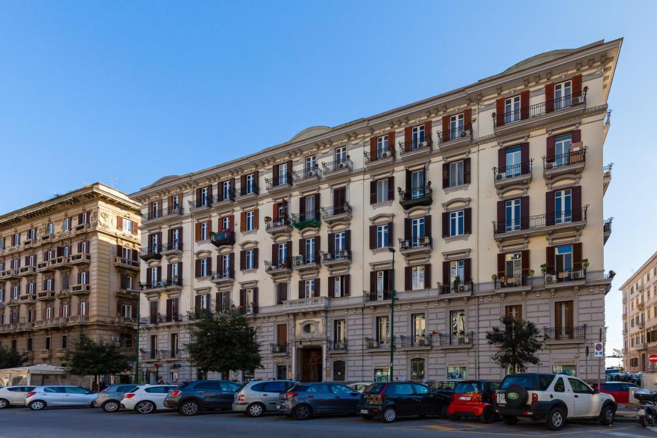A Due Passi Dal Lungomare Di Mergellina By Wonderful Italy Apartment Наполи Екстериор снимка